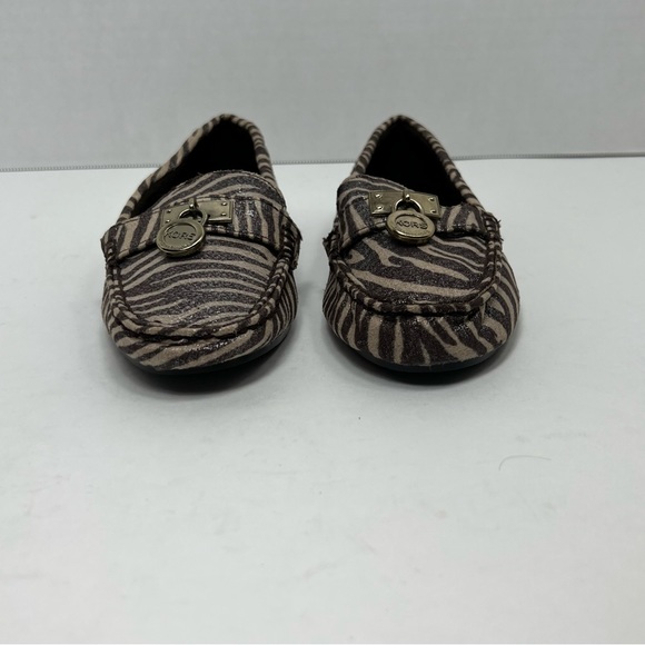 NWT Michael Kors Girls Metallic ZOEY Animal Print Loafers Zebra Giraffe Sz 13Y - Picture 4 of 12